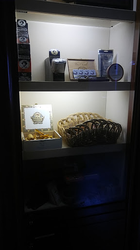 Tobacco Shop «W. Curtis Draper Tobacconist Bethesda», reviews and photos, 4916 Del Ray Ave, Bethesda, MD 20814, USA