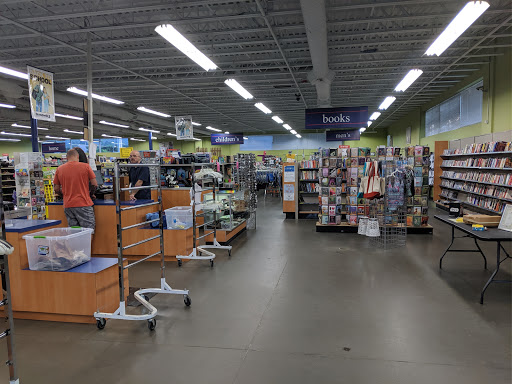 Thrift Store «Goodwill Store & Donation Center», reviews and photos, 1080 Shelburne Rd, South Burlington, VT 05403, USA