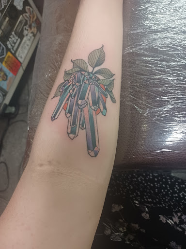 Tattoo Shop «Sacred Hand Tattoo Society», reviews and photos, 960 Parsons Ave, Columbus, OH 43206, USA