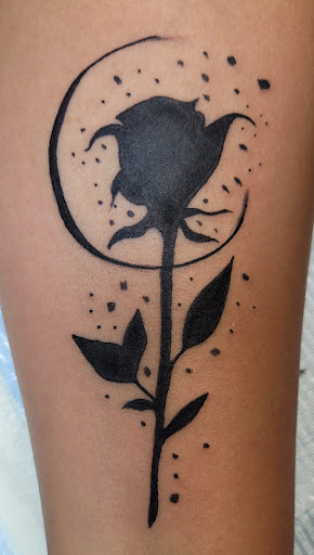 Explore golden retriever tattoo ideas, creative tattoo ideas in Meridian, available at SK-Tattoo1