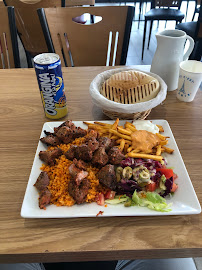 Kebab du Restaurant grec Istanbul grill Saint-Ouen l’aumône à Saint-Ouen-l'Aumône - n°6