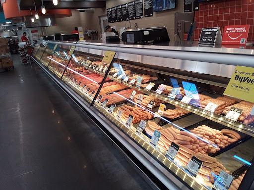 Grocery Store «Hy-Vee», reviews and photos, 1500 Central Park Commons Dr, Eagan, MN 55121, USA