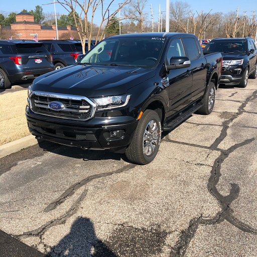 Car Dealer «Landers Ford», reviews and photos, 2082 W Poplar Ave, Collierville, TN 38017, USA