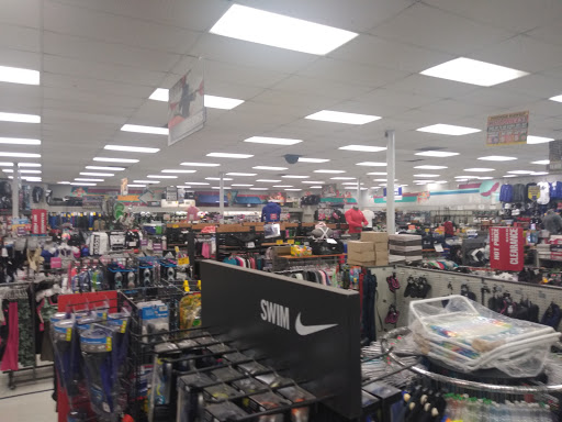 Sporting Goods Store «Big 5 Sporting Goods», reviews and photos, 7111 Eastern Ave, Bell Gardens, CA 90201, USA