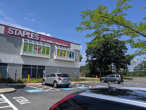 Office Supply Store «Staples», reviews and photos, 111 Middlesex Turnpike, Burlington, MA 01803, USA