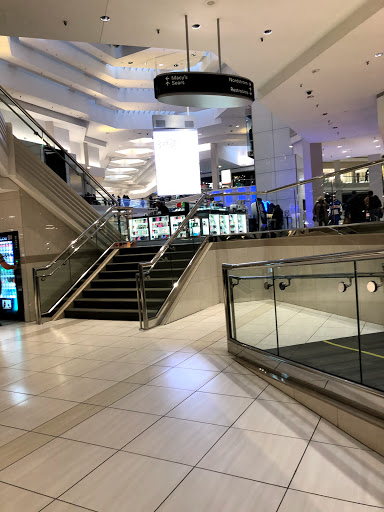 Popcorn Store «Garrett Popcorn Shops», reviews and photos, 5 Woodfield Mall, Schaumburg, IL 60173, USA