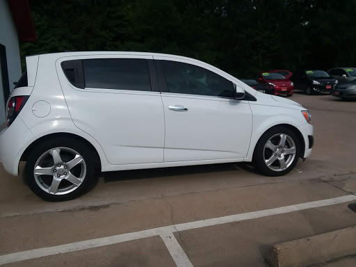 Used Car Dealer «Kents Auto Sales Inc», reviews and photos, 409 N Glenwood Blvd, Tyler, TX 75702, USA