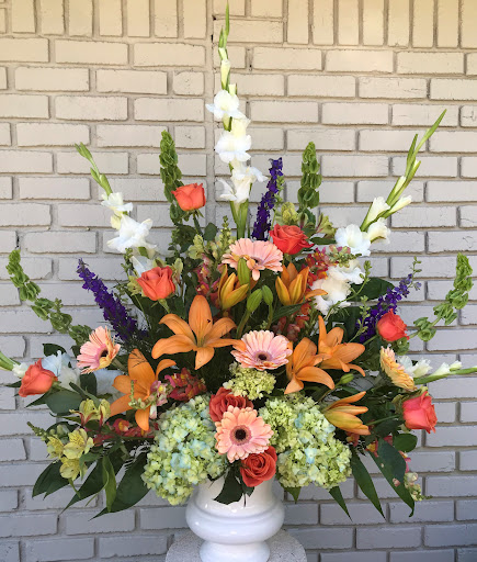 Florist «Doug Ruling Flower Shop», reviews and photos, 599 N Norcross Tucker Rd, Norcross, GA 30071, USA