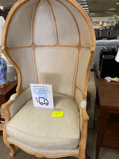 Furniture Store «Overstock», reviews and photos, 831 N Court St, Medina, OH 44256, USA