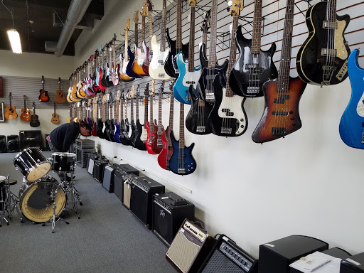 Pawn Shop «Silver Lining Jewelry & Loan», reviews and photos, 2122 NE Sandy Blvd, Portland, OR 97232, USA