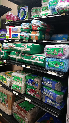 Pet Supply Store «Pet Valu», reviews and photos, 940 Bay Ridge Rd, Annapolis, MD 21403, USA