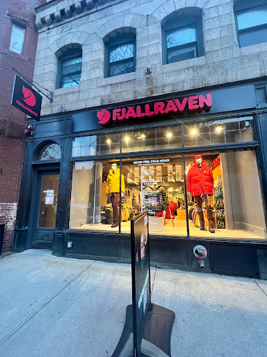 Outdoor Sports Store «Fjällräven Boston», reviews and photos, 304 Newbury St, Boston, MA 02115, USA