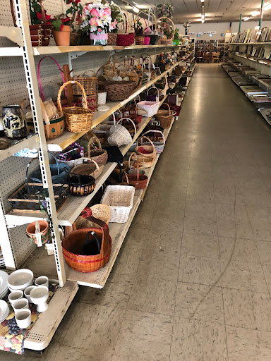 Thrift Store «Center of Hope Super Thrift Store», reviews and photos, 1700 Hamric Dr E, Oxford, AL 36203, USA