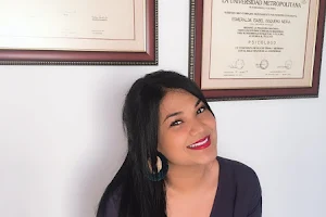 Consultorio Dra. Esmeralda Baquero - Magister en psicología clínica image