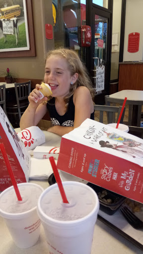 Fast Food Restaurant «Chick-fil-A», reviews and photos, 4675 Perkiomen Ave, Reading, PA 19606, USA