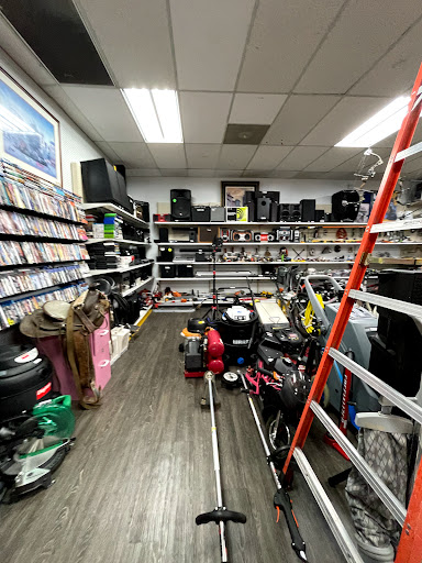 Pawn Shop «Big Dog Pawn & Jewelry of Murray», reviews and photos, 5805 State St, Murray, UT 84107, USA