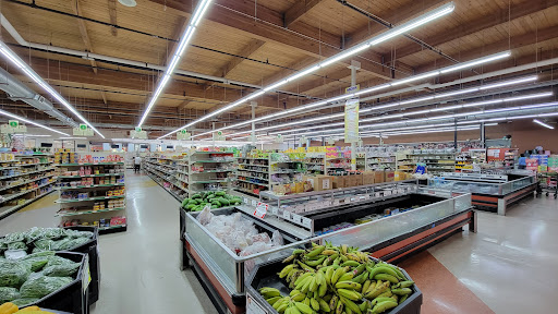 Shopping Mall «Fubonn Shopping Center», reviews and photos, 2850 SE 82nd Ave #80, Portland, OR 97266, USA