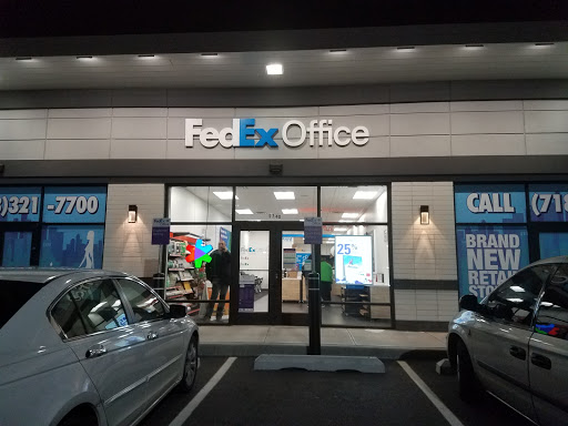 Print Shop «FedEx Office Print & Ship Center», reviews and photos, 5740 Broadway, Bronx, NY 10463, USA