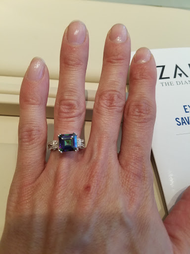 Shopping Mall «Lincolnwood Town Center», reviews and photos, 3333 Touhy Ave, Lincolnwood, IL 60712, USA