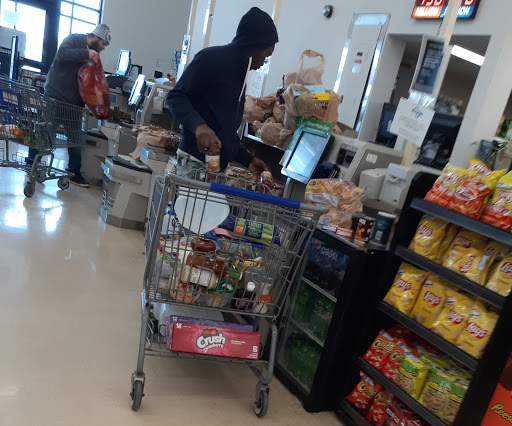 Grocery Store «Kroger», reviews and photos, 1200 E Bristol Rd, Burton, MI 48529, USA