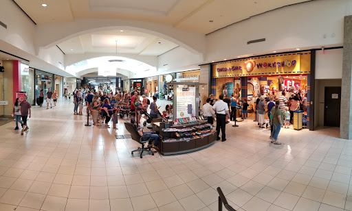 Shopping Mall «Charlottesville Fashion Square», reviews and photos, 1600 Rio Rd E, Charlottesville, VA 22901, USA