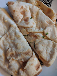 Photo n°11 de Le Grand Pacha de l'Himalaya à Le Coudray-Montceaux ()