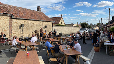 Chez Vaness' & Kiki à Fontaine-la-Guyon
