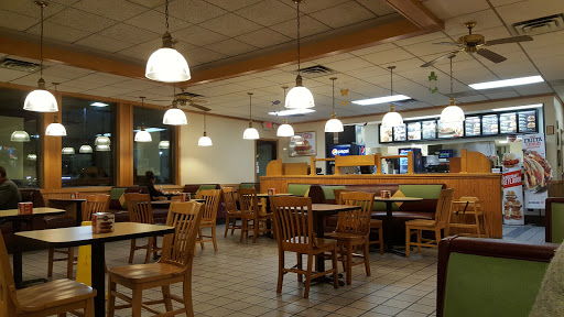 Shopping Mall «Crossroads Shopping Center», reviews and photos, 1525 U.S. 41, Schererville, IN 46375, USA