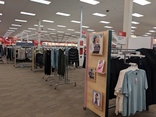Department Store «Target», reviews and photos, 300 Chase Ave, Waterbury, CT 06704, USA