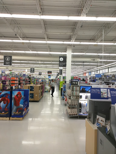 Discount Store «Walmart», reviews and photos, 255 W Main St, Avon, CT 06001, USA