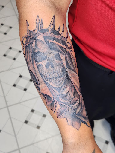 Explore american flag sleeve tattoo ideas, creative tattoo ideas in El Paso, available at R&R tattoo and piercing studio