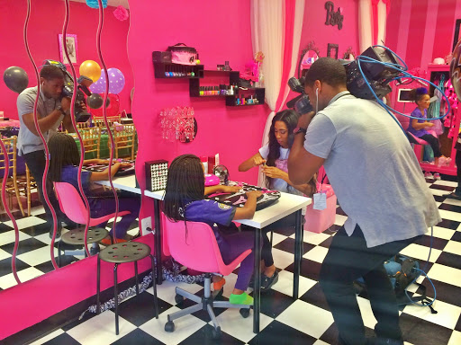 Party Planner «Tickled Pink & Posh Party Boutique», reviews and photos, 9627 Reisterstown Rd, Owings Mills, MD 21117, USA