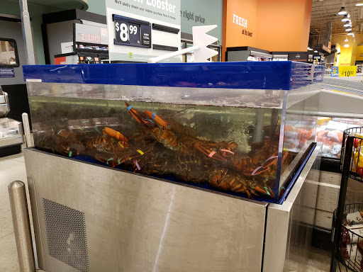 Grocery Store «Hannaford Supermarket», reviews and photos, 65 Gray Rd, Falmouth, ME 04105, USA