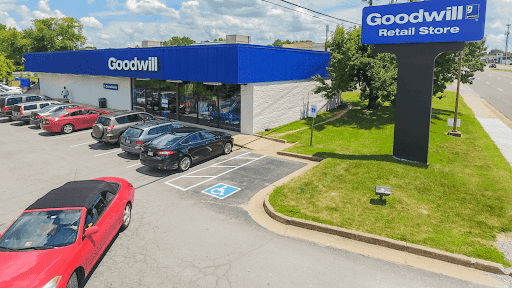 Goodwill West Broad Street Retail Store, 6202 W Broad St, Richmond, VA 23230, Thrift Store