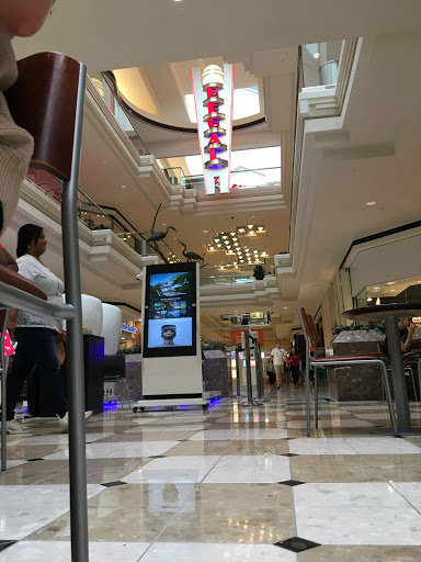 Movie Theater «Regal MacArthur Center Stadium 18 & RPX», reviews and photos, 300 Monticello Ave #330, Norfolk, VA 23510, USA