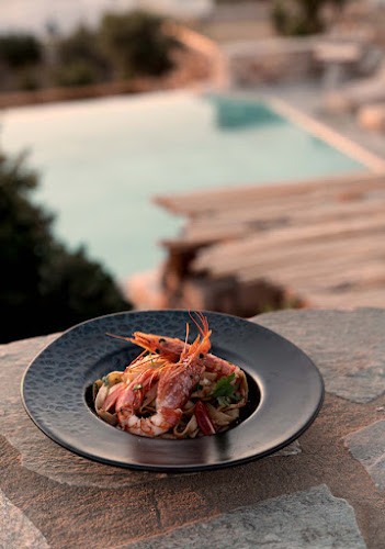 MYTHIC PAROS - Paros