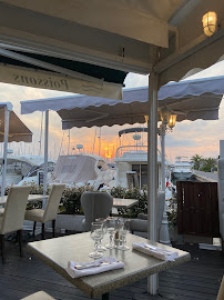 Atmosphère du Restaurant de fruits de mer A la Marée à Saint-Raphaël - n°6