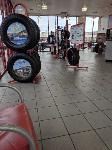 Tire Shop «Discount Tire Store - Bloomington, MN», reviews and photos, 8431 Lyndale Ave S, Bloomington, MN 55420, USA