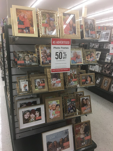 Craft Store «Hobby Lobby», reviews and photos, 615 E Dundee Rd, Palatine, IL 60074, USA