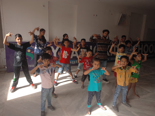 Roshan dance classes