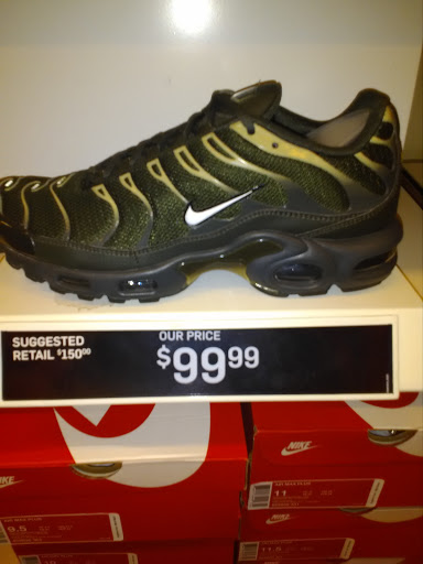Sporting Goods Store «Nike Factory Store», reviews and photos, 1622 Galleria Blvd, Brentwood, TN 37027, USA