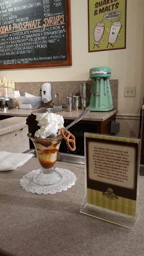 Dessert Shop «Sweet Moses», reviews and photos, 6800 Detroit Ave, Cleveland, OH 44102, USA