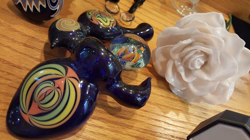 Tobacco Shop «Apparatus Smoke Shop», reviews and photos, 284 Cowesett Ave, West Warwick, RI 02893, USA