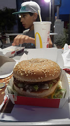 Photo n°24 de McDonald's à La Rochelle ()