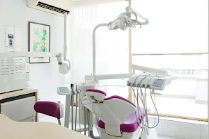 Ελένη Πέτσα - Χειρουργός Οδοντίατρος image