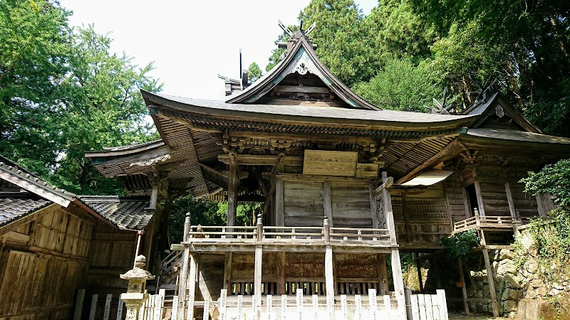 川西八幡神社