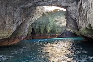 Dougashima Sea Cave Skylight image