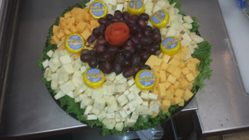 Supermarket «Golden Farms», reviews and photos, 10116 77th St, Jamaica, NY 11416, USA