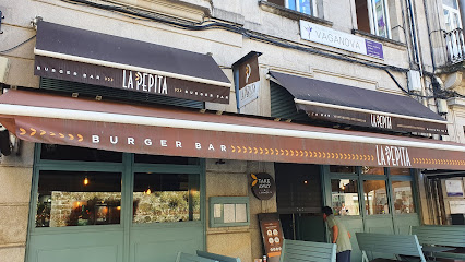 La Pepita Burger Bar - Pontevedra - Rúa Cobián Roffignac, 2, 36001 Pontevedra, Spain