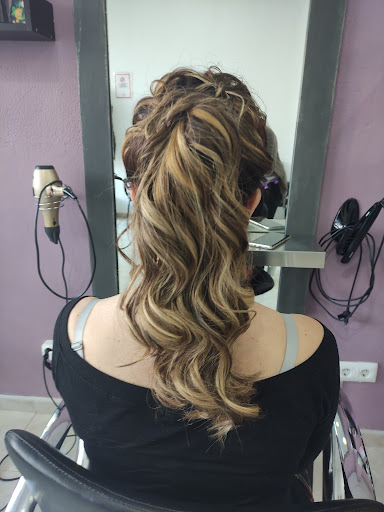 Peluquería Hens Hair en Córdoba, Córdoba